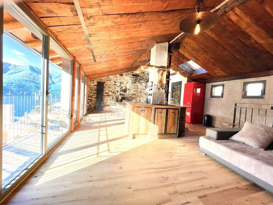 Romantic Home Stone With Amazing View Lake Of Como And Oleandra ラーリオ エクステリア 写真