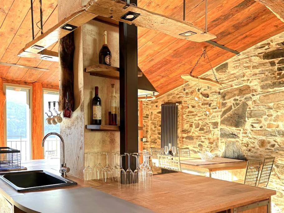 Romantic Home Stone With Amazing View Lake Of Como And Oleandra ラーリオ エクステリア 写真