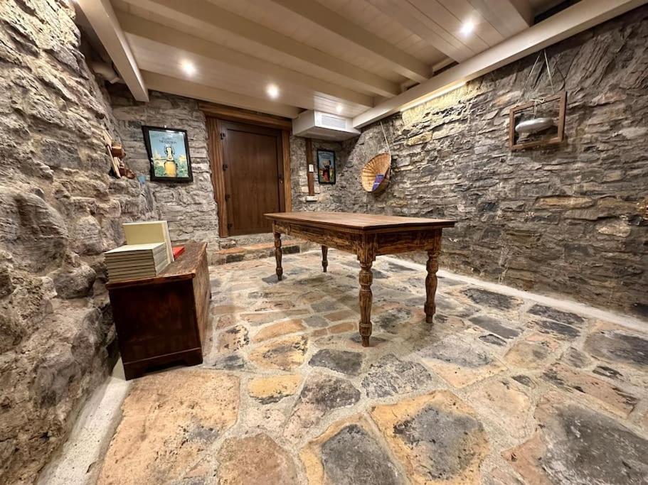 Romantic Home Stone With Amazing View Lake Of Como And Oleandra ラーリオ エクステリア 写真